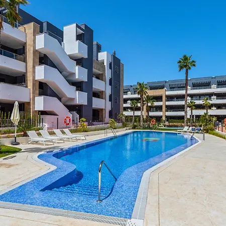 V Luxusnim Komplexu Playa Flamenca Village *